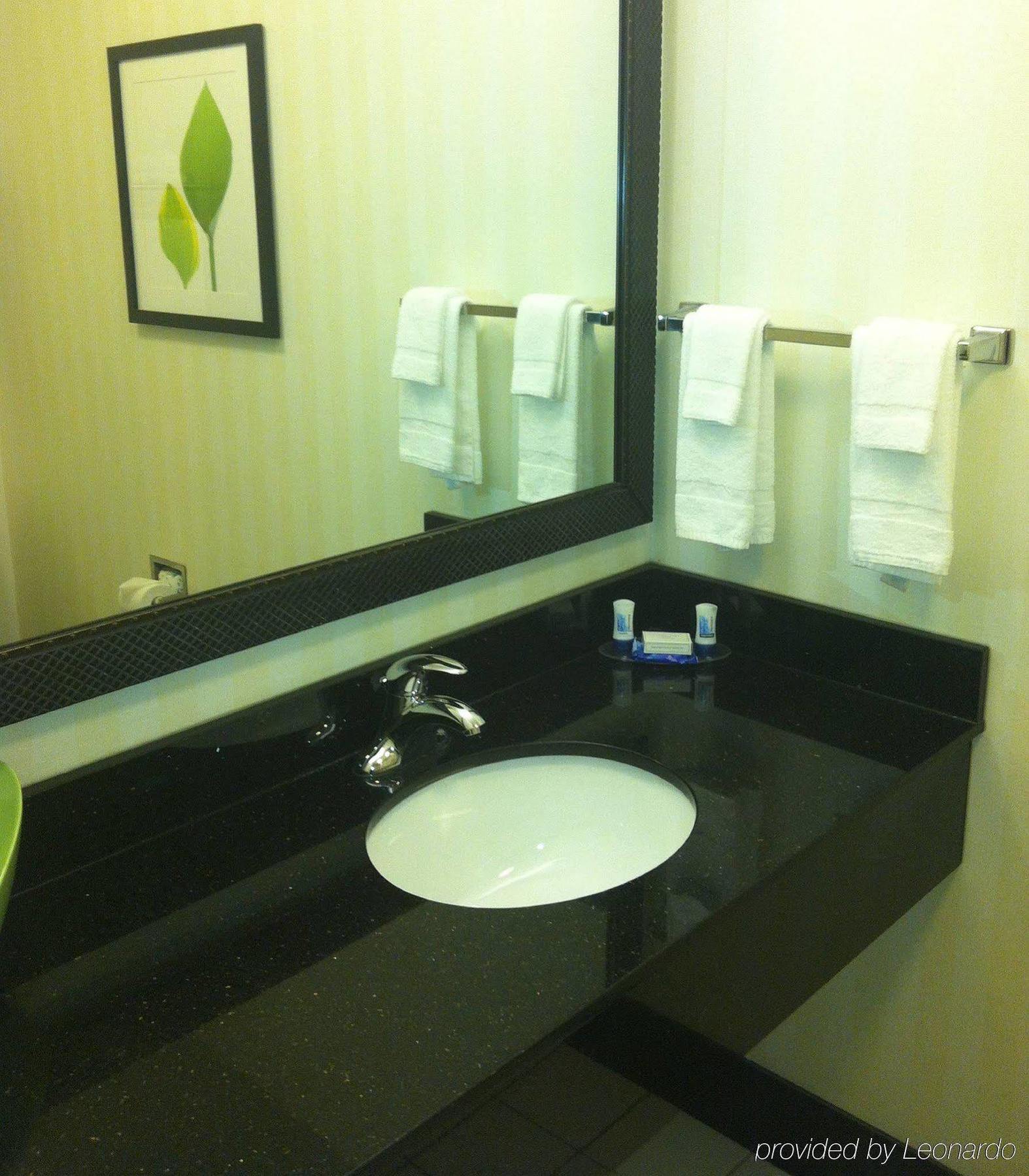 Fairfield Inn & Suites Milledgeville Rom bilde